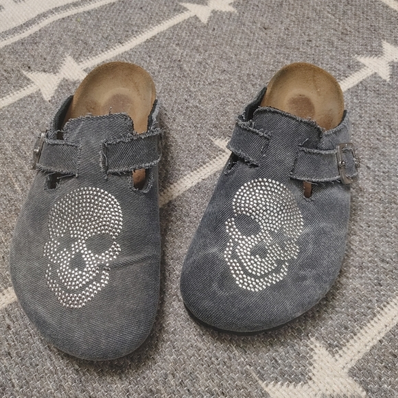 Birkenstock Shoes - SOLD SUPER RARE Rock Star Baby studded skull Boston Birkenstock 37